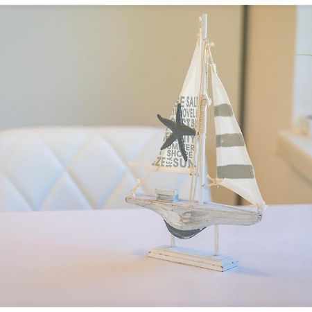 Kenese Regatta Apartman 巴拉腾肯尼斯 外观 照片