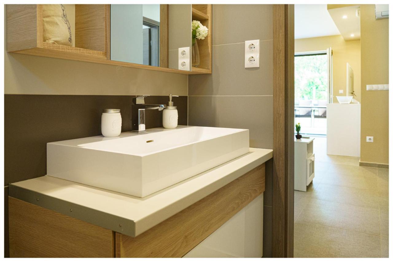 Kenese Regatta Apartman 巴拉腾肯尼斯 外观 照片